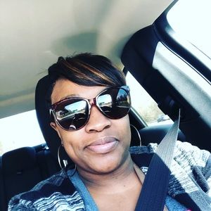 Meet your Posher, Latarriea